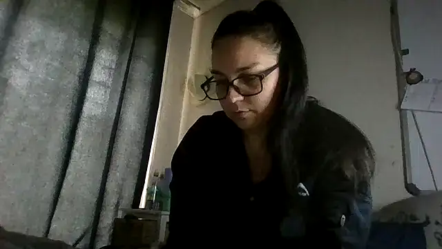 Snapshot of lilMissMarli chatting on 5, 3, 2026 lilMissMarli online show from 5, 3, 2026