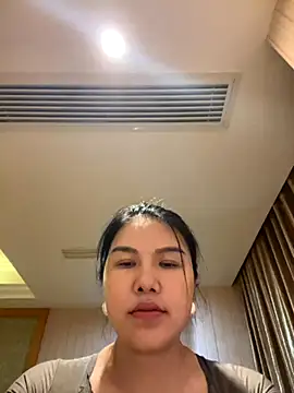 Qt889999 online show from 8, 11, 2025