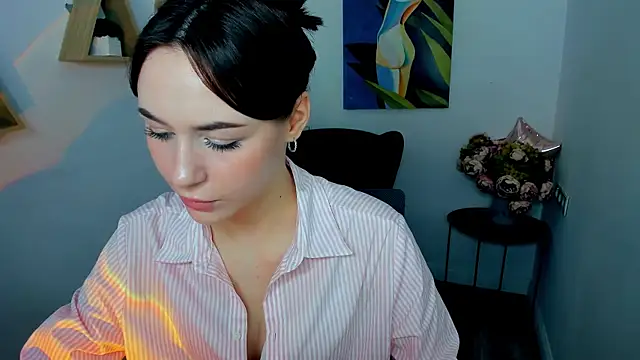 MakeYoueHappy online show from 31, 3, 2026