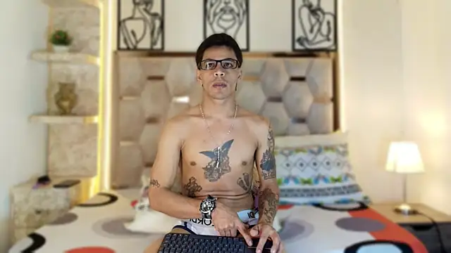 Andrew Haalls online show from 21, 12, 2025