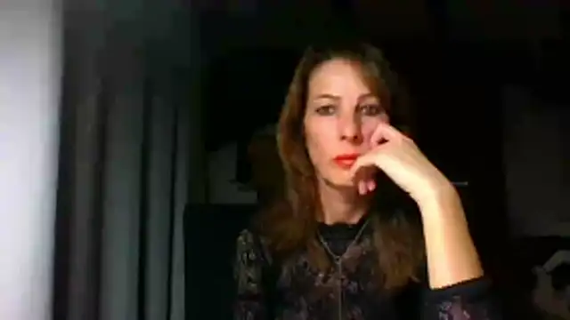 Snapshot of MissDyannis chatting on 26, 10, 2025 MissDyannis online show from 26, 10, 2025
