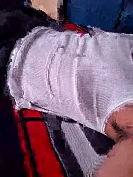 Snapshot of sanz957 chatting on 14, 12, 2025 sanz957 online show from 14, 12, 2025