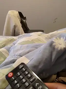 bigbuufuu online show from 3, 11, 2025