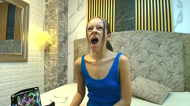 Salome cruxx online show from 14, 1, 2026