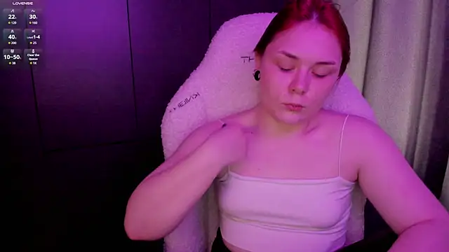 sophia lix online show from 18, 7, 2026