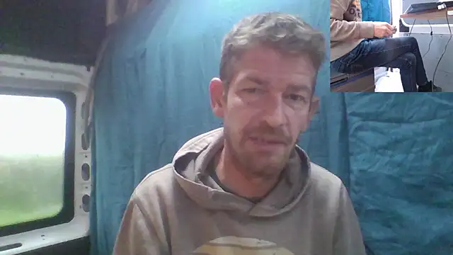 Snapshot of maxtoxic_hot chatting on 29, 10, 2025 maxtoxic hot online show from 29, 10, 2025