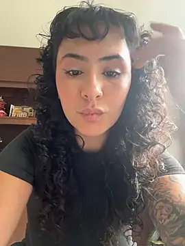 SugarTroubl33 online show from 17, 3, 2026