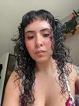 SugarTroubl33 online show from 10, 2, 2026