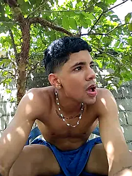 Snapshot of Alex_Sweeting chatting on 27, 10, 2025 Alex Sweeting online show from 27, 10, 2025