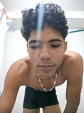 Alex Sweeting online show from 27, 3, 2026