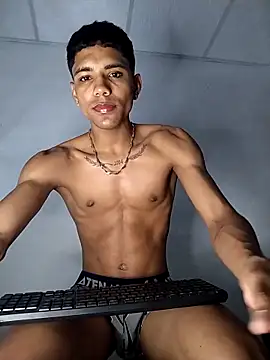 Snapshot of Alex_Sweeting chatting on 27, 10, 2025 Alex Sweeting online show from 27, 10, 2025