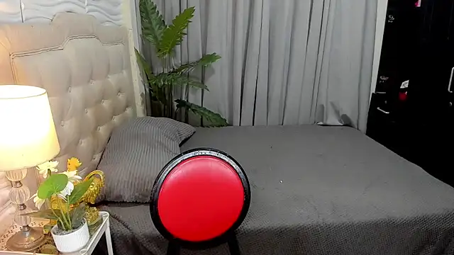 UnforgetableAsianCock online show from 17, 2, 2026