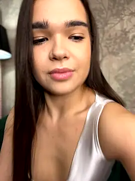 Snapshot of BabyShy- chatting on 19, 11, 2025 BabyShy- online show from 19, 11, 2025