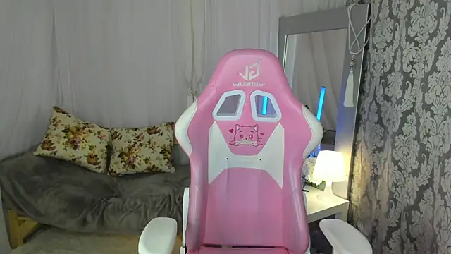 May Yam online show from 13, 4, 2026