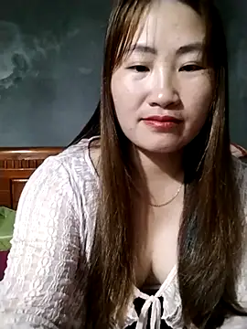 Snapshot of emini-xx chatting on 9, 5, 2026 emini-xx online show from 9, 5, 2026