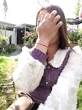 emini-xx online show from 14, 2, 2026