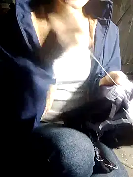 doggy-00 online show from 6, 1, 2026