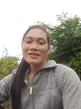 Snapshot of doggy-00 chatting on 29, 10, 2025 doggy-00 online show from 29, 10, 2025