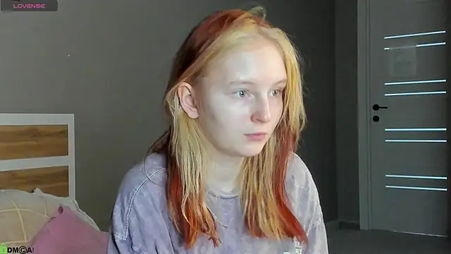 Snapshot of AngelWisee chatting on 11, 6, 2026 AngelWisee online show from 11, 6, 2026