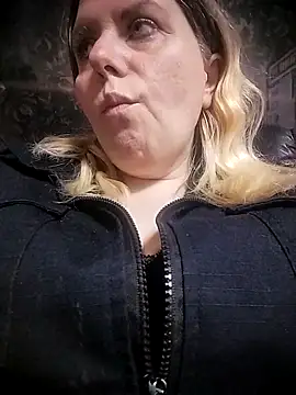 Lana-murr online show from 18, 3, 2026