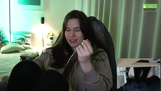 girl u never met online show from 15, 11, 2025