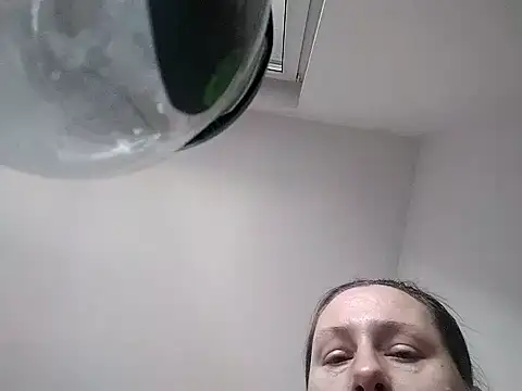 Snapshot of Anneta280671 chatting on 5, 5, 2026 Anneta280671 online show from 5, 5, 2026