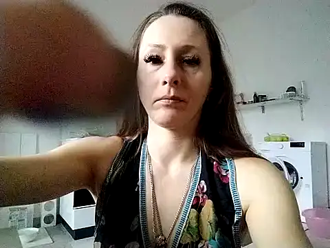 Anneta280671 online show from 2, 12, 2025