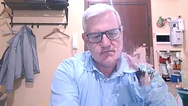 Diegoriv71 online show from 10, 4, 2026