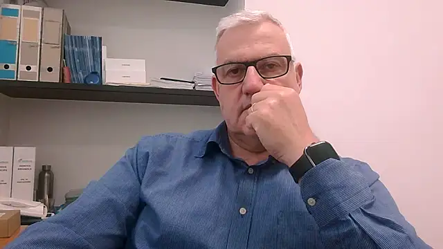 Snapshot of Diegoriv71 chatting on 14, 5, 2026 Diegoriv71 online show from 14, 5, 2026