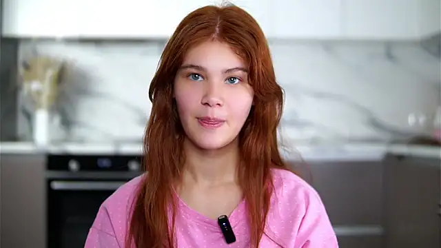 YettaCalabria online show from 2, 12, 2025