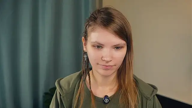 Snapshot of YoshieGradney chatting on 28, 10, 2025 YoshieGradney online show from 28, 10, 2025