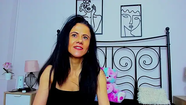 brianaflynt online show from 2, 11, 2025