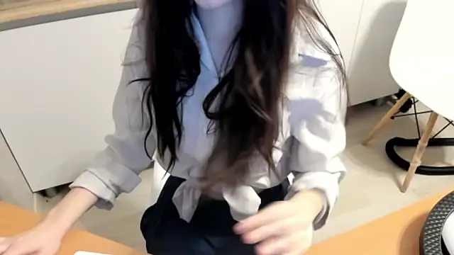 britneyramers online show from 29, 10, 2025