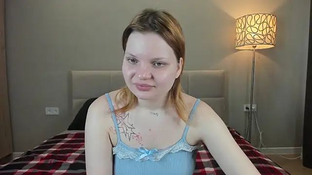 Snapshot of babyyullii chatting on 18, 5, 2026 babyyullii online show from 18, 5, 2026