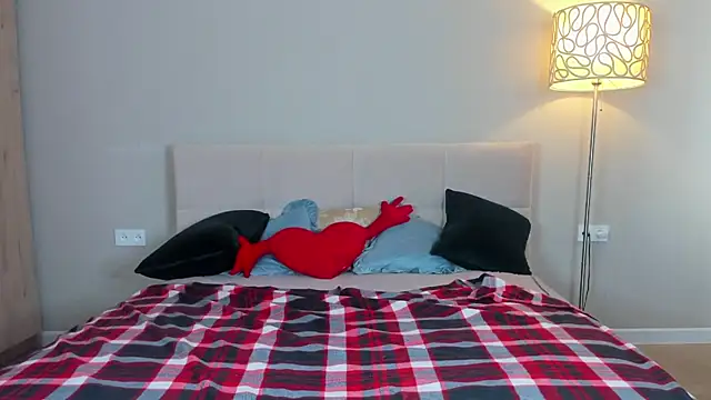 babyyullii online show from 24, 4, 2026