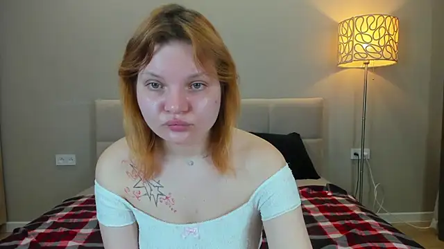 Snapshot of babyyullii chatting on 8, 5, 2026 babyyullii online show from 8, 5, 2026