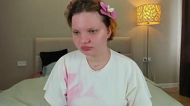Snapshot of babyyullii chatting on 12, 6, 2026 babyyullii online show from 12, 6, 2026