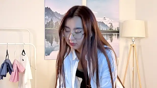 Snapshot of PhillisStocco chatting on 28, 10, 2025 PhillisStocco online show from 28, 10, 2025