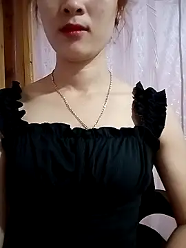 Snapshot of Em_xinh01 chatting on 23, 5, 2026 Em xinh01 online show from 23, 5, 2026