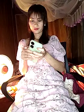 Em xinh01 online show from 20, 12, 2025