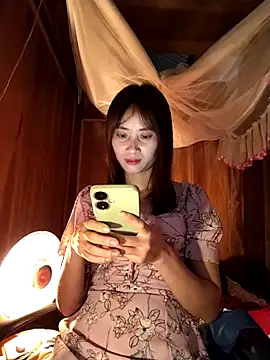 Em xinh01 online show from 14, 12, 2025