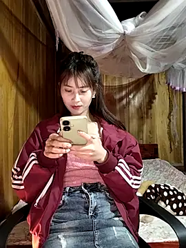 Em xinh01 online show from 21, 12, 2025