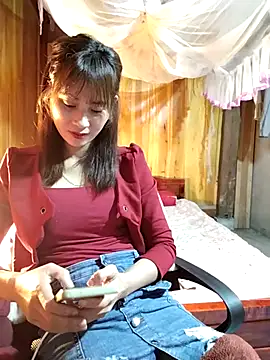 Em xinh01 online show from 20, 12, 2025