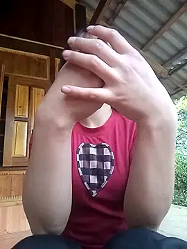 Linh sexy98 online show from 5, 4, 2026