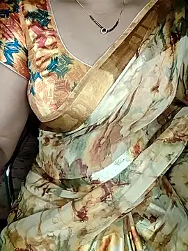 shreyareddy99 online show from 2, 4, 2026