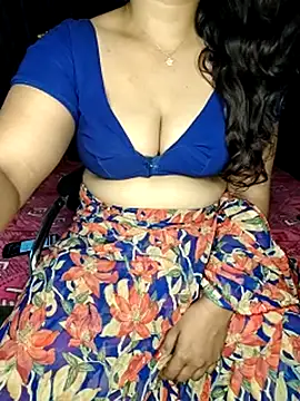 shreyareddy99 online show from 26, 2, 2026