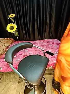 shreyareddy99 online show from 22, 2, 2026