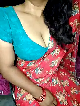 shreyareddy99 online show from 28, 2, 2026