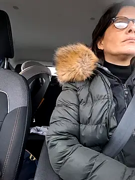 Piediniecollant online show from 15, 1, 2026