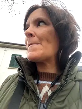 Piediniecollant online show from 14, 2, 2026